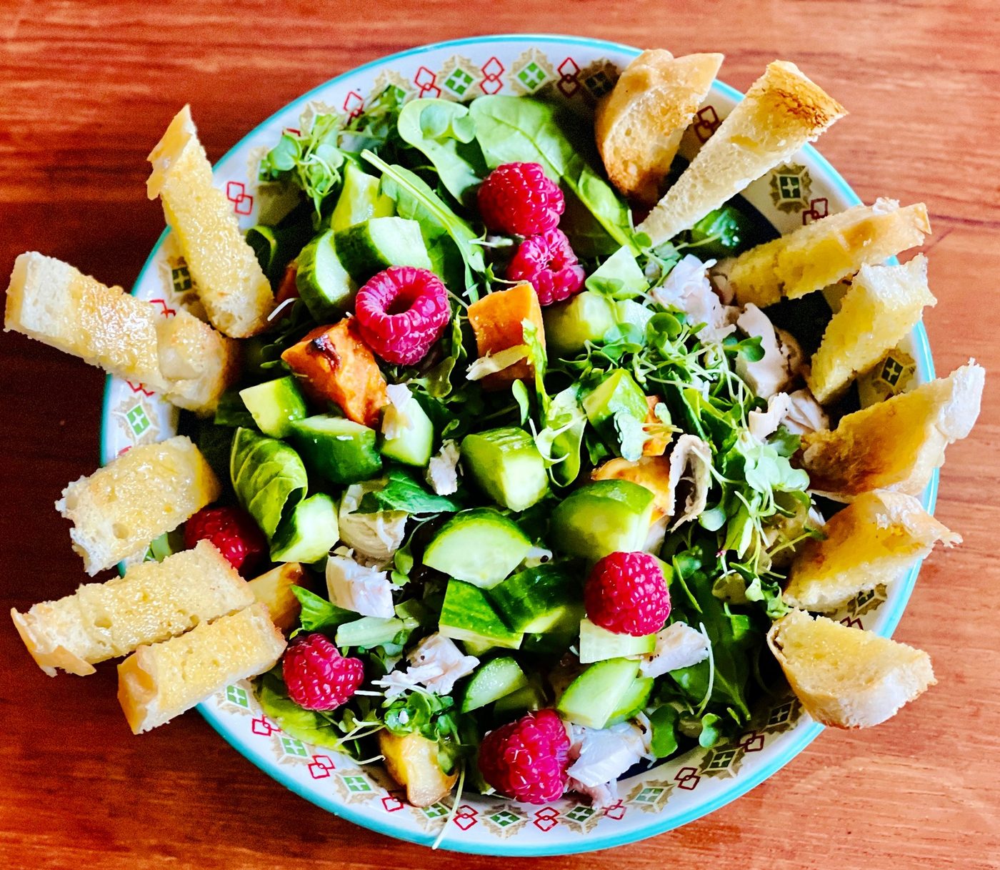 Weekly meal-prep garden salad for Portland seniors and caregivers